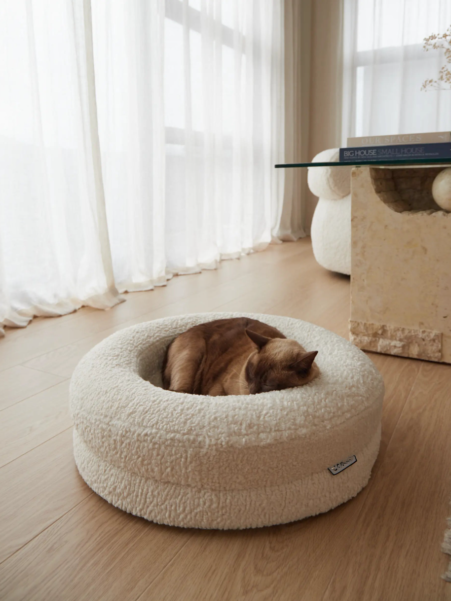 Round Plush Bed